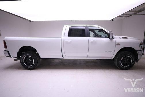 2025 RAM 3500 Laramie Crew Cab 4x4 8' Box