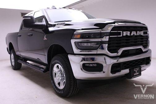 2025 RAM 2500 Tradesman Crew Cab 4x4 6'4' Box