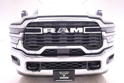2025 RAM 2500 Tradesman Crew Cab 4x4 6'4' Box
