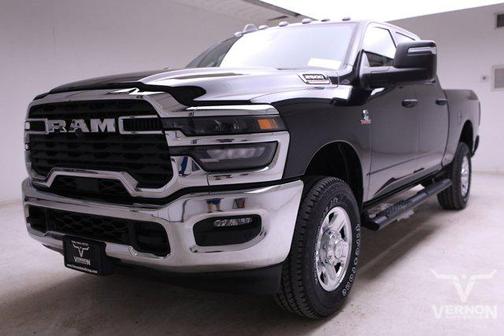 2025 RAM 2500 Tradesman Crew Cab 4x4 6'4' Box