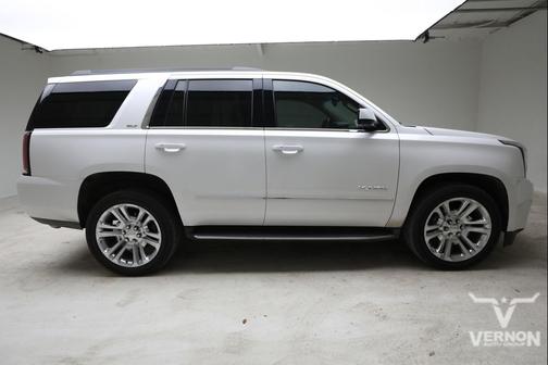 White Frost Tricoat 2017 GMC Yukon SLT