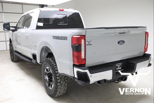 Avalanche 2026 Ford F-250 Lariat