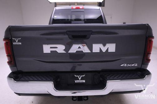 2025 RAM 2500 Tradesman Crew Cab 4x4 6'4' Box
