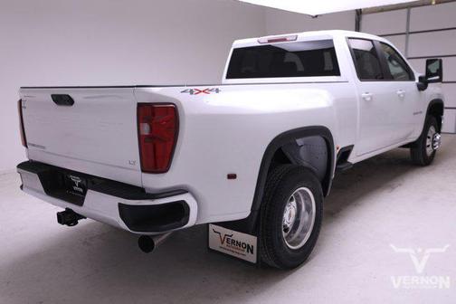 2026 Chevrolet Silverado 3500 LT