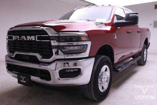 2025 RAM 2500 Tradesman Crew Cab 4x4 6'4' Box