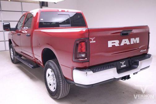 2025 RAM 2500 Tradesman Crew Cab 4x4 6'4' Box