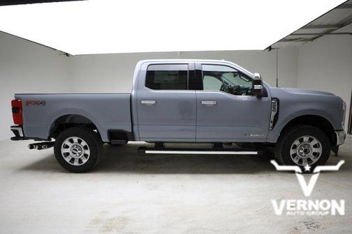 Glacier Gray Metallic Tri-Coat 2026 Ford F-250 Lariat