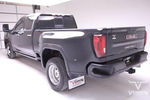 2022 GMC Sierra 3500 Denali