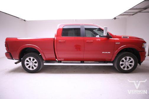 2019 RAM 3500 Laramie Crew Cab 4x4 6'4' Box