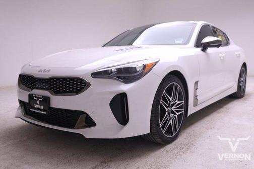 2022 Kia Stinger GT2