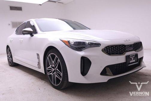 2022 Kia Stinger GT2