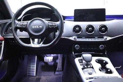 2022 Kia Stinger GT2