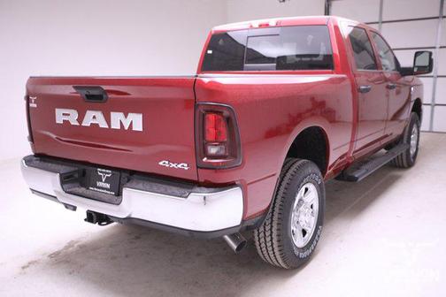 2026 RAM 3500 Tradesman Crew Cab 4x4 6'4' Box