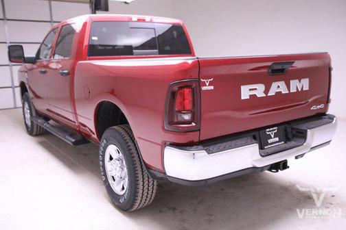 2026 RAM 3500 Tradesman Crew Cab 4x4 6'4' Box