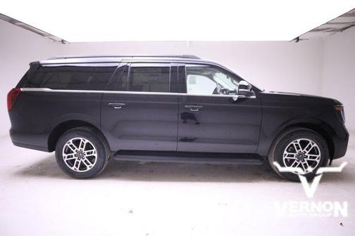 2025 Ford Expedition Max Active 4x4