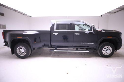 2026 GMC Sierra 3500 Denali