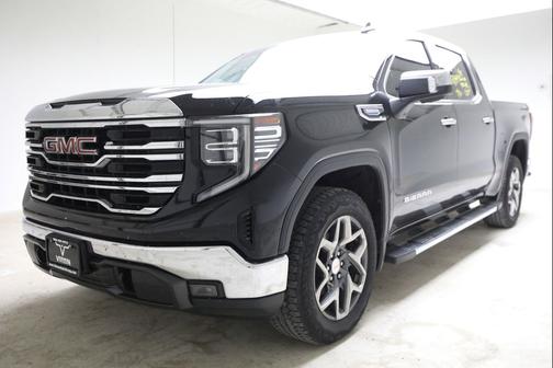 Onyx Black 2023 GMC Sierra 1500 SLT