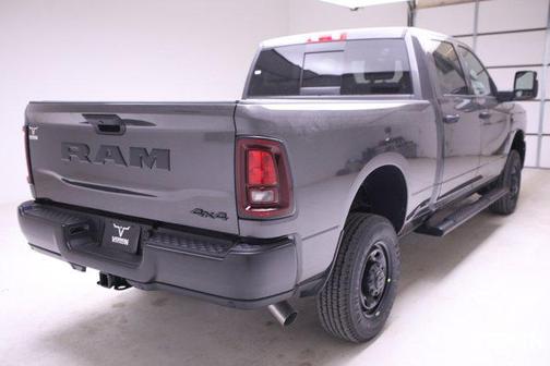 2025 RAM 2500 Tradesman Crew Cab 4x4 6'4' Box