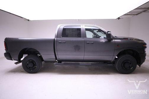 2025 RAM 2500 Tradesman Crew Cab 4x4 6'4' Box