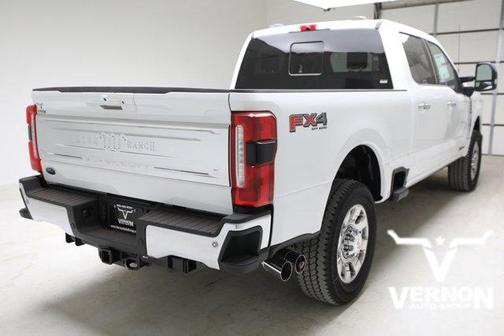 Oxford White 2026 Ford F-250 King Ranch