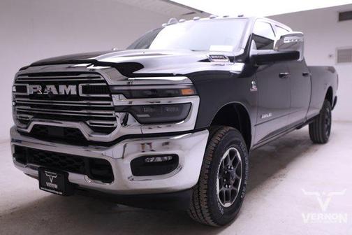 2025 RAM 3500 Laramie Crew Cab 4x4 8' Box