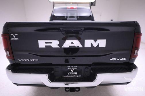 2025 RAM 3500 Laramie Crew Cab 4x4 8' Box