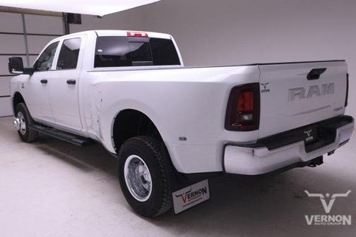 2026 RAM 3500 Tradesman Crew Cab 4x4 8' Box