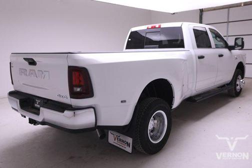 2026 RAM 3500 Tradesman Crew Cab 4x4 8' Box