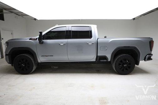 Sterling Metallic 2024 GMC Sierra 2500 AT4