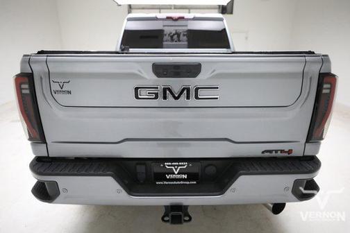 Sterling Metallic 2024 GMC Sierra 2500 AT4