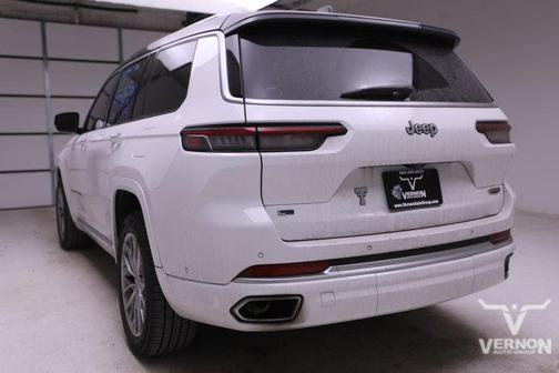 2022 Jeep Grand Cherokee L Summit