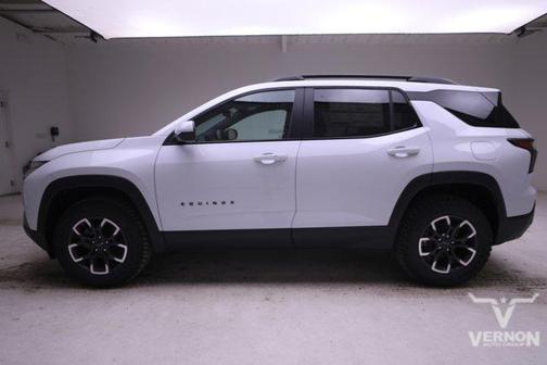 Polar White Tricoat 2026 Chevrolet Equinox AWD ACTIV