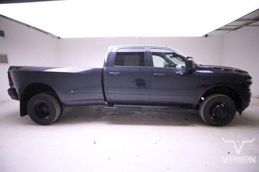 2026 RAM 3500 Tradesman Crew Cab 4x4 8' Box