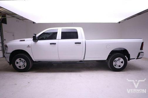 2025 RAM 2500 Tradesman Crew Cab 4x4 8' Box