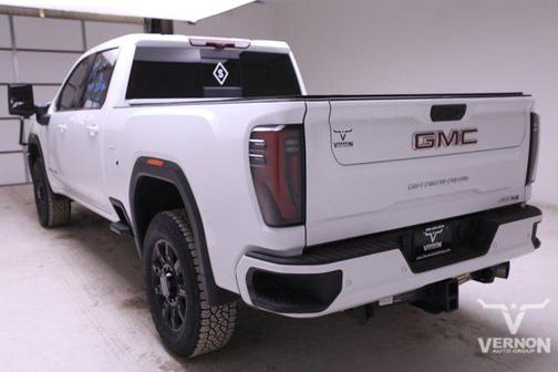 2025 GMC Sierra 2500 AT4