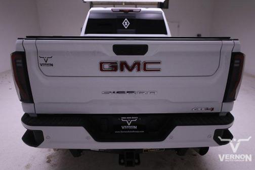 2025 GMC Sierra 2500 AT4