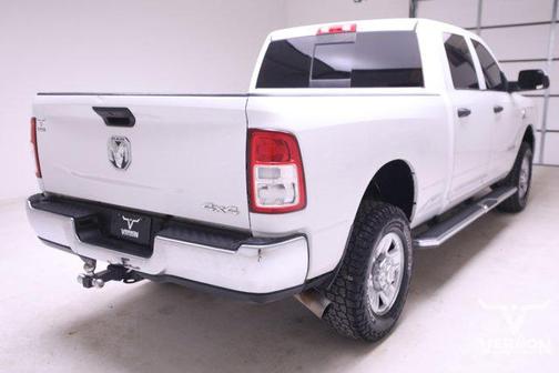 2020 RAM 2500 Tradesman Crew Cab 4X4 6'4' Box