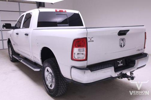 2020 RAM 2500 Tradesman Crew Cab 4X4 6'4' Box