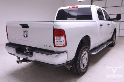 2020 RAM 2500 Tradesman Crew Cab 4X4 6'4' Box