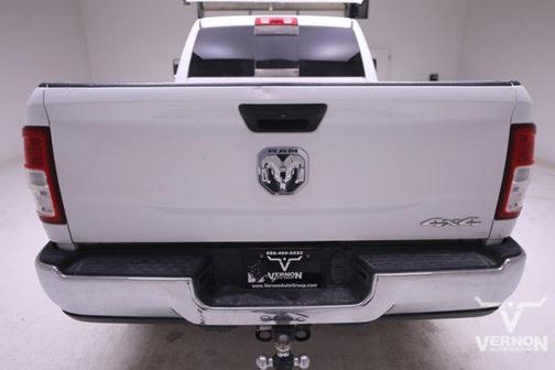 2020 RAM 2500 Tradesman Crew Cab 4X4 6'4' Box