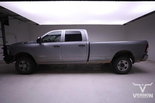 2020 RAM 2500 Tradesman Crew Cab 4X4 8' Box