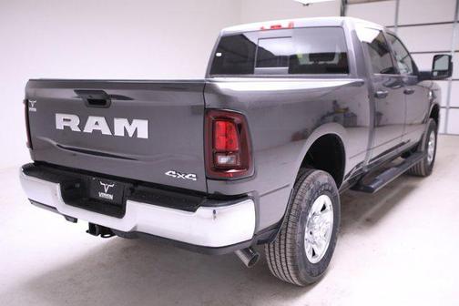 2026 RAM 2500 Tradesman Crew Cab 4x4 6'4' Box