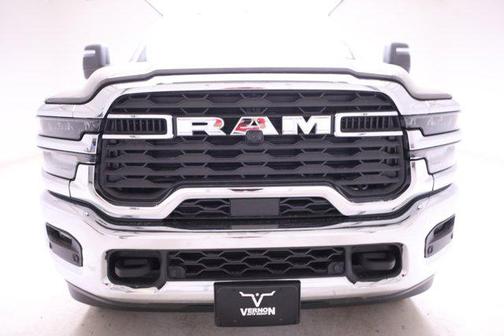 2025 RAM 2500 Tradesman Crew Cab 4x4 6'4' Box