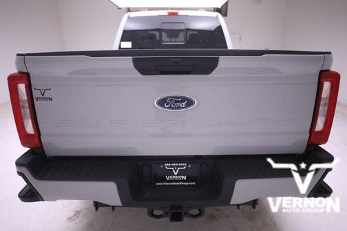 Avalanche 2026 Ford F-250 XL