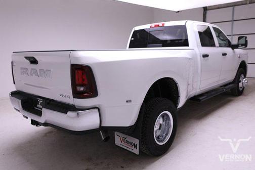 2026 RAM 3500 Tradesman Crew Cab 4x4 8' Box