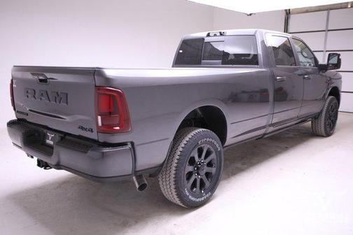 2026 RAM 3500 Laramie Crew Cab 4x4 8' Box