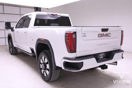 2024 GMC Sierra 2500 Denali