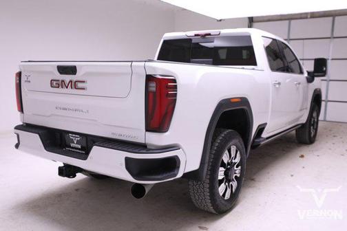 2024 GMC Sierra 2500 Denali