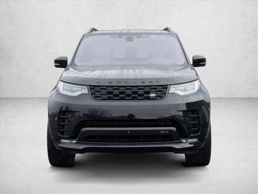 Santorini Black Metallic 2023 Land Rover Discovery P360 HSE R-Dynamic