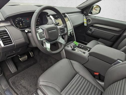 Carpathian Grey Premium Metallic 2026 Land Rover Discovery Gemini Edition